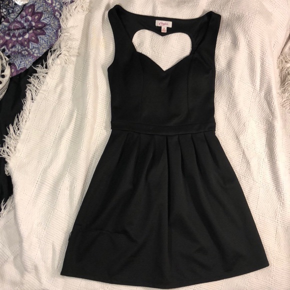 Black dress with heart opening on back - Picture 1 of 4
